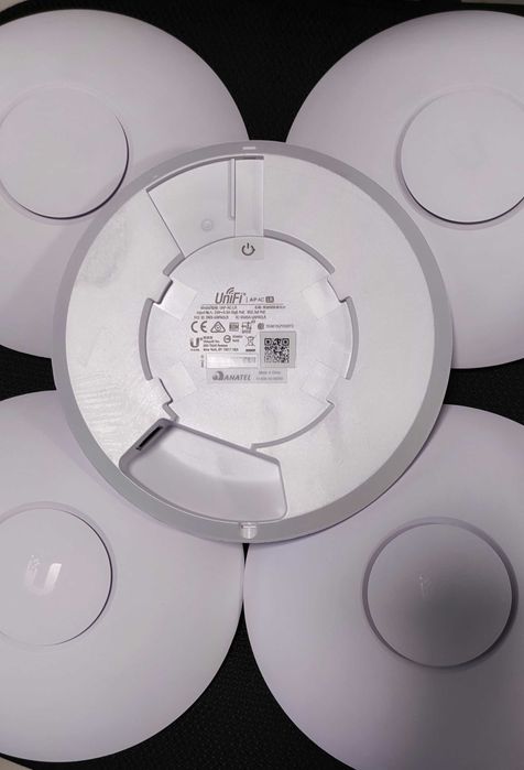 Ubiquiti UniFi UAP-AC-LR точка за достъп