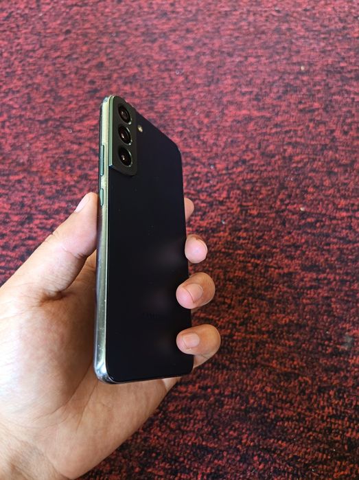 Samsung s22 plus sotiladi srochna