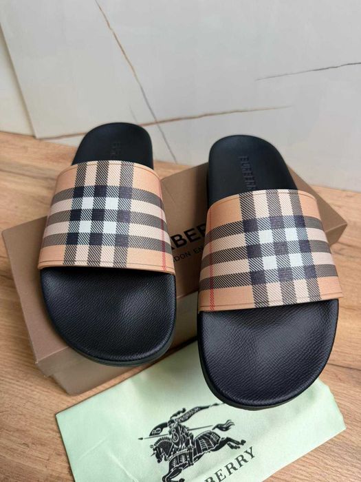 Чехли Burberry 43 44