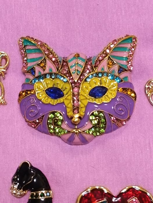 Броши ювелирные. Прага