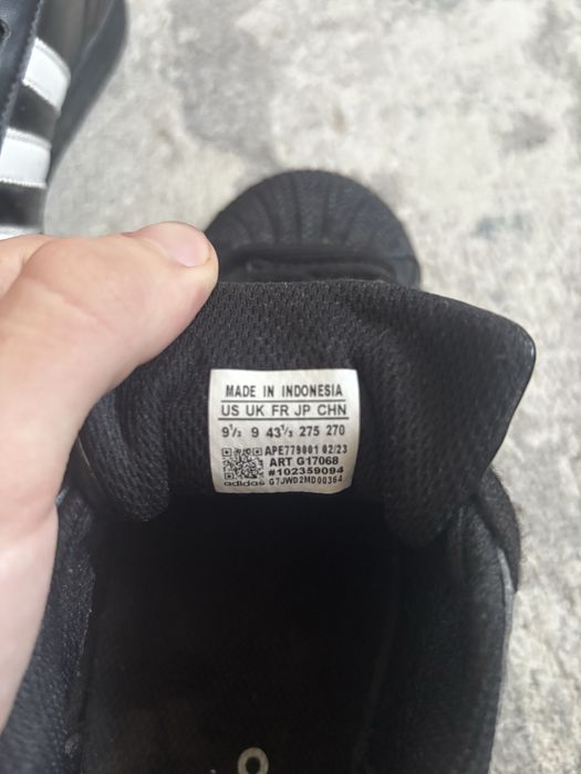 Продам adidas superstar