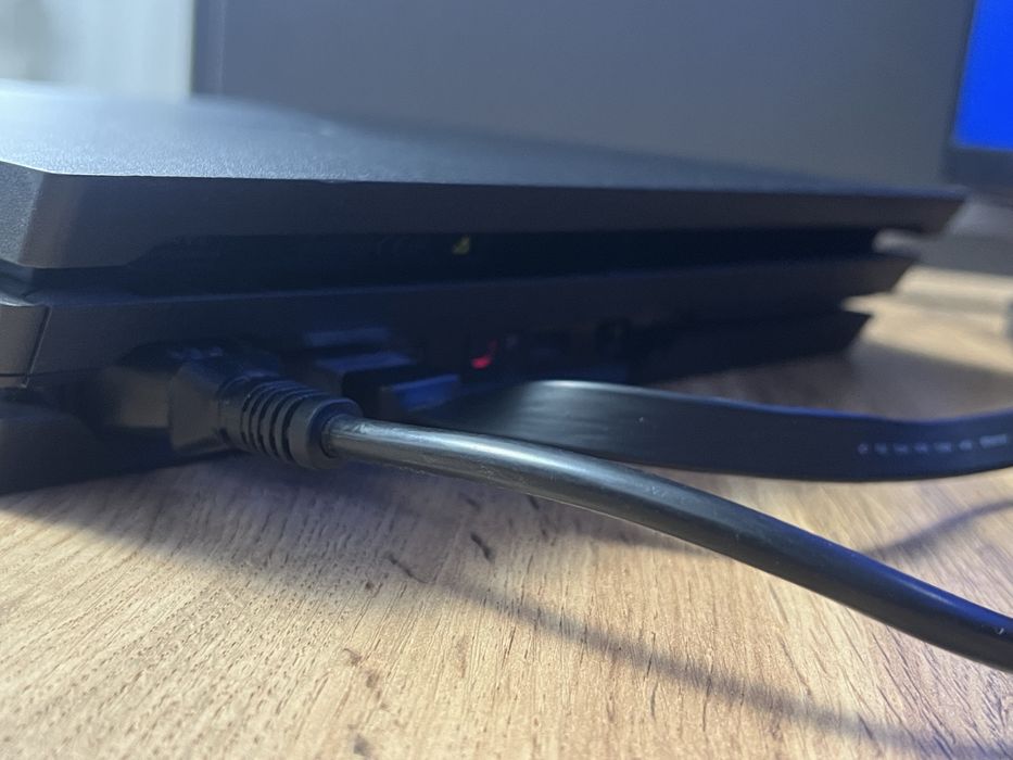 Плестейшен 4про1 тб