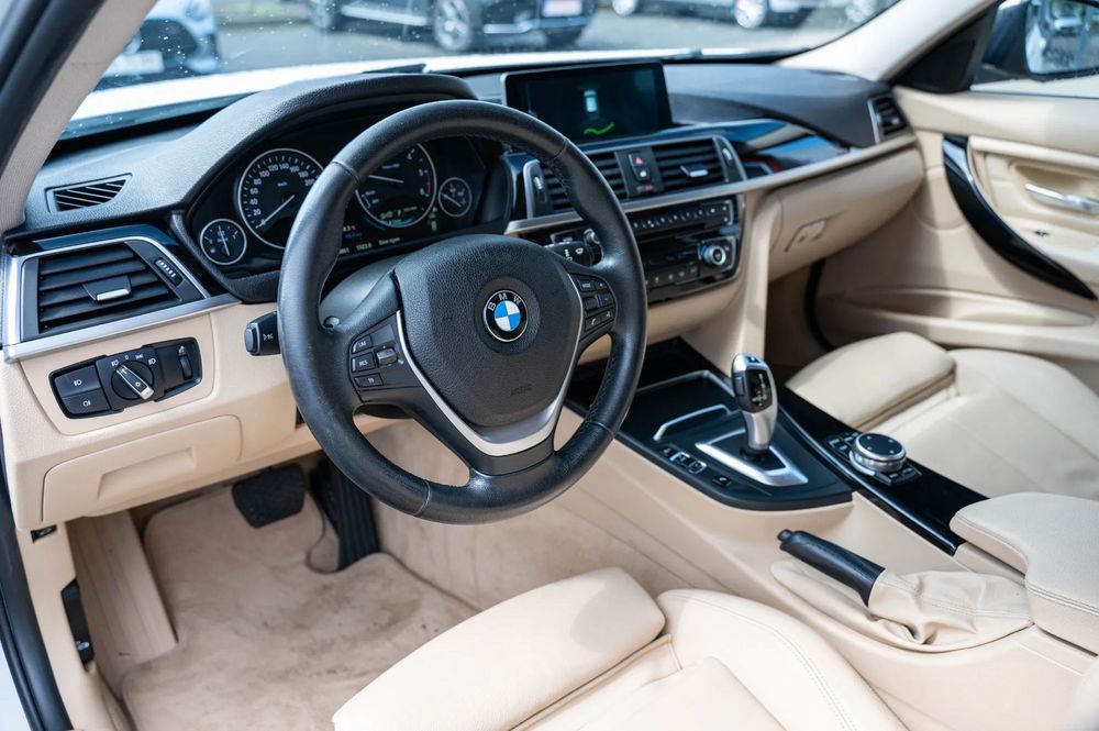 BMW Seria 3 Rate - Leasing - Garantie 36 Luni