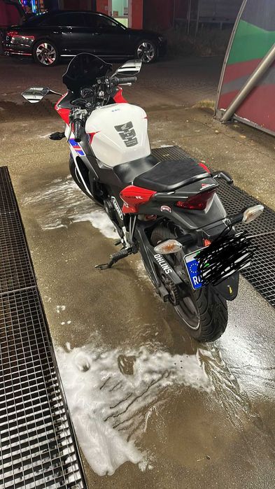 Vând Honda CBR 125 R, 2011, 49.700 KM, 1.900 euro negociabil
