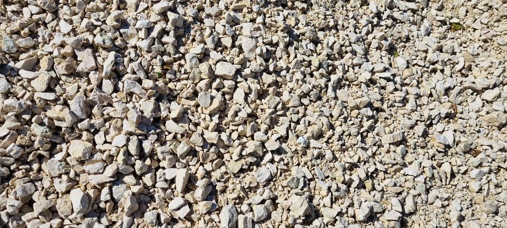 Nisip chisai piatra calcar asfalt frezat griblura granit miniexcavator