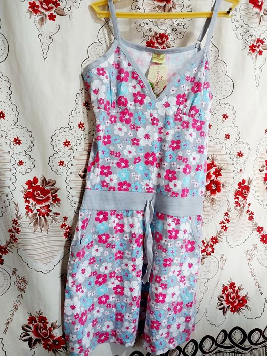 Продам платье сарафан