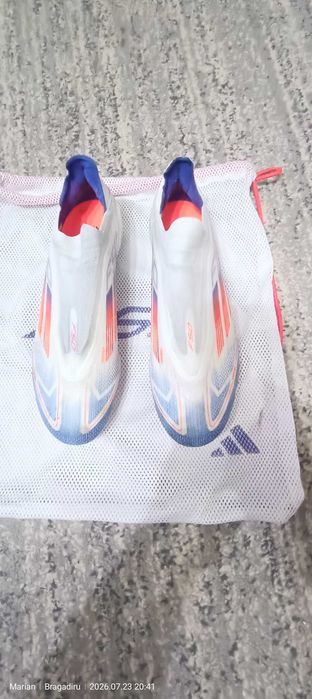 Ghete fotbal Adidas F50 Laceless FG