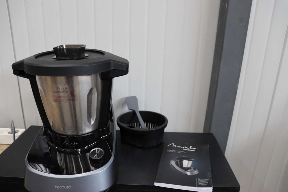 Cecotec MAMBO 11090V многофункционален кухненски робот, 3.3L, 1600W