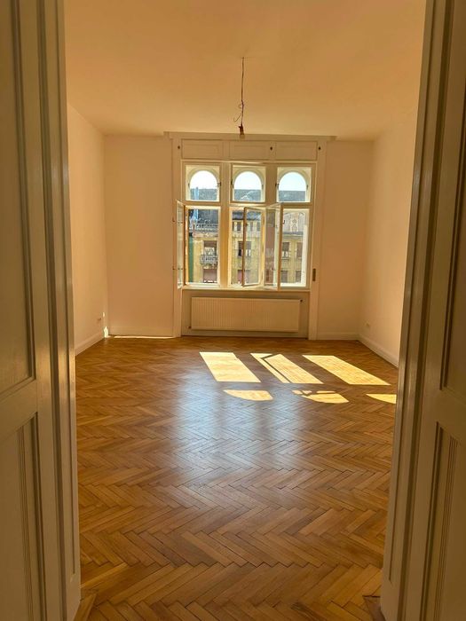 Apartament Deosebit - central - Piata Victoriei