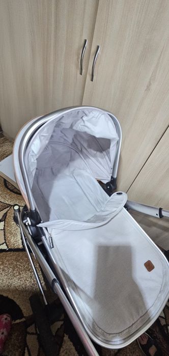 Бебешка количка Kikaboo Divaina