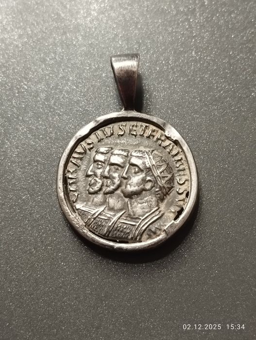 Антична висулка -репродукция