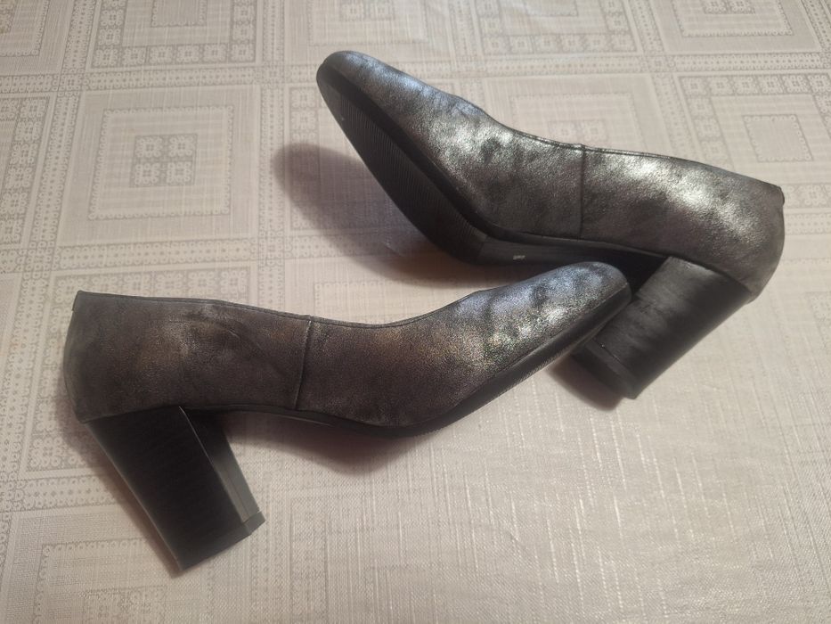 Pantofi eleganti cu toc