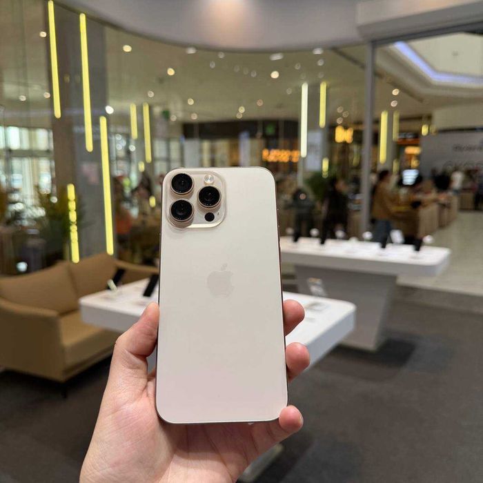 iPhone 16 Pro Max Desert Titanium 256 GB