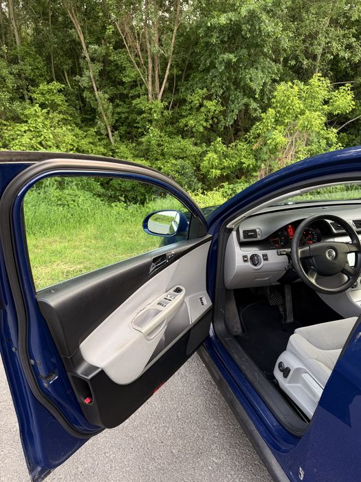 VOLKSWAGEN Passat 2006 — imagine 3