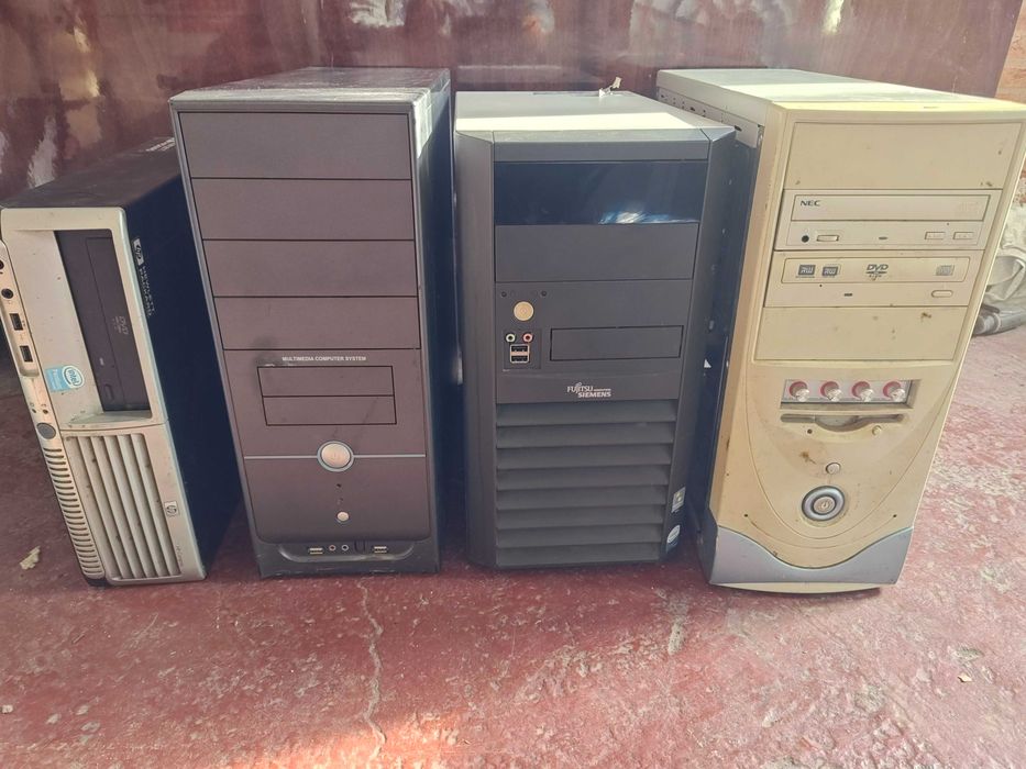 [За Ремонт Или За Резервни Части] 4 Броя Настолни Компютри