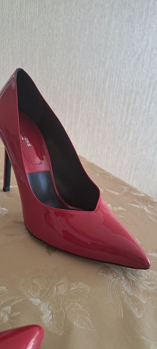 Женские туфли модельные 36 36,5