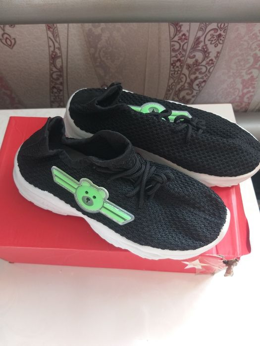 Продам новую обувь