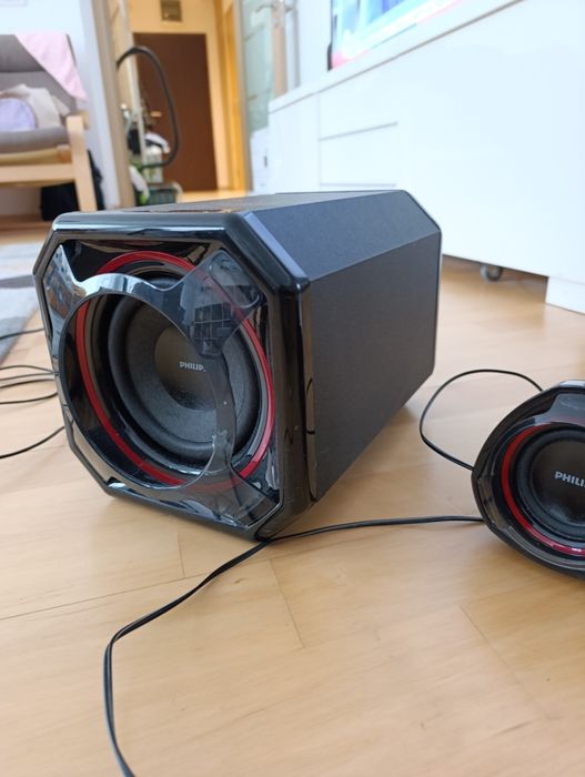 Компютърни тонколони, Буфер PHILIPS 2.1 SPA5300/10