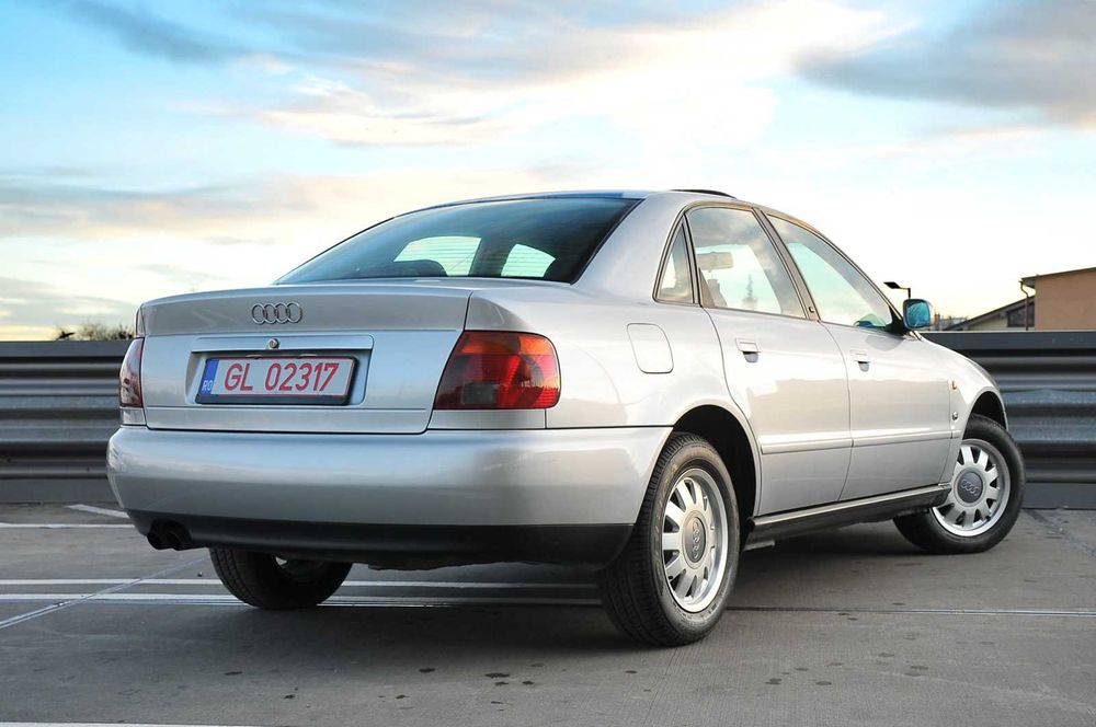 Audi A4, 1995 Atestat vehicol de Epoca, 2,6 benzina, V6