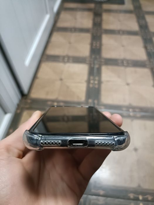 Айфон xs  40.000