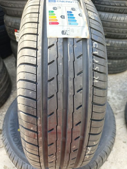 195/65/15 YOKOHAMA  BluEarth-Es