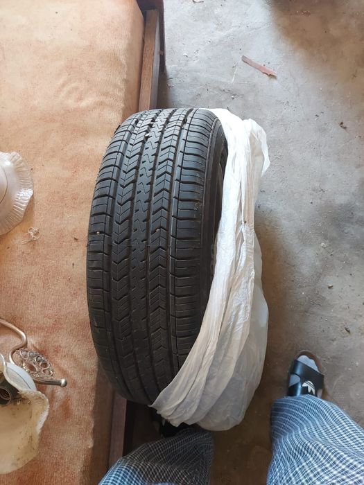 Продаём титановые диски вместе с резиной