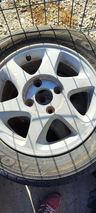 Гуми с джанти за Нисан Примера GT