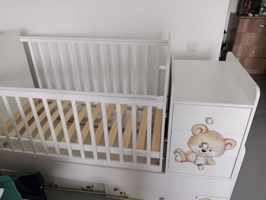 Кроватка продам срочно