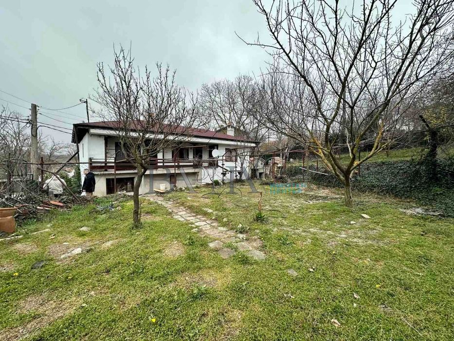 Къща за продажба в с.Куманово, Варна