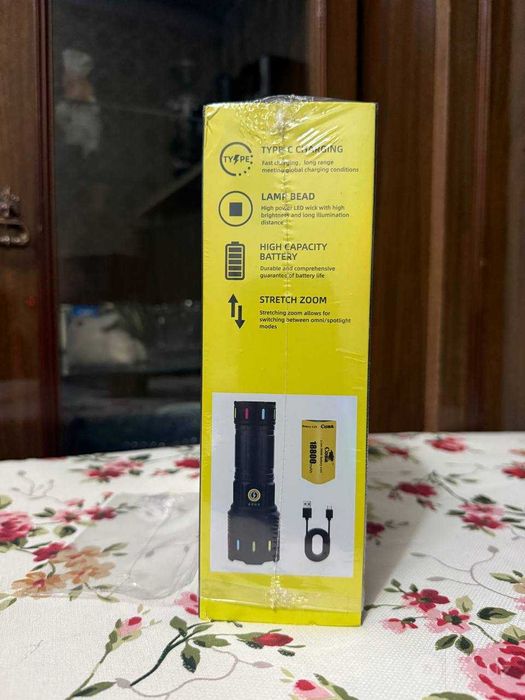 CB-W516 Мощный аккумуляторный фонарь 2000м алюминиевый Zoom Type-C