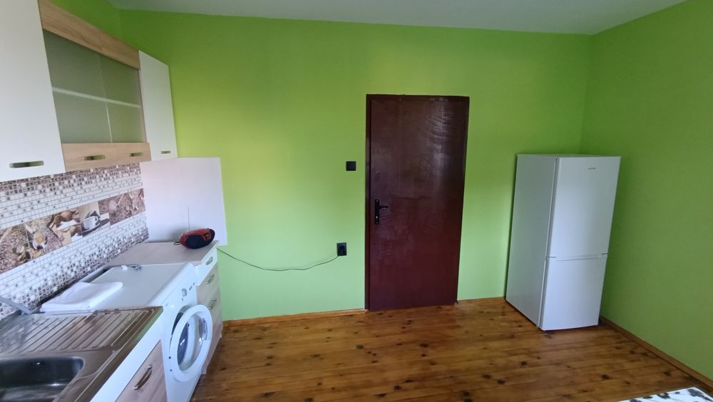 Дава се под наем Двустаен апартамент в Враца, Квартал 103 - 75 кв.м за 280.5 € - Снимка #6