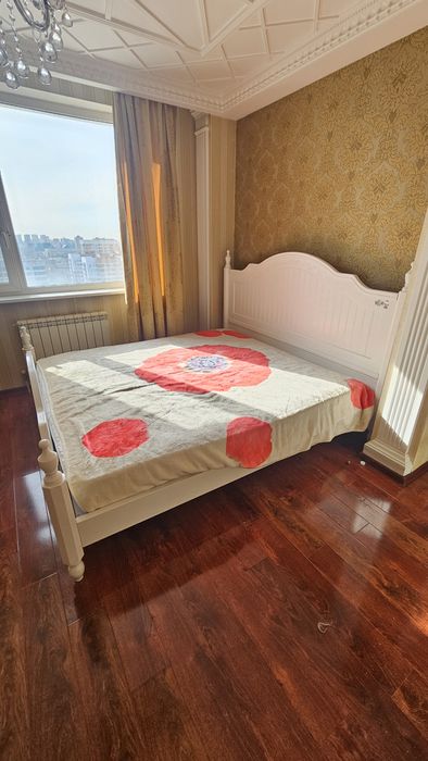 Продам кровать двухспальную