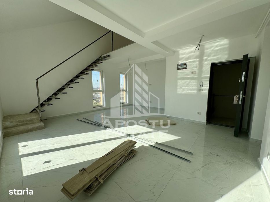 Penthouse cu scara interioara deosebita, 3 camere si 2 bai langa Lidl — fotografia 2