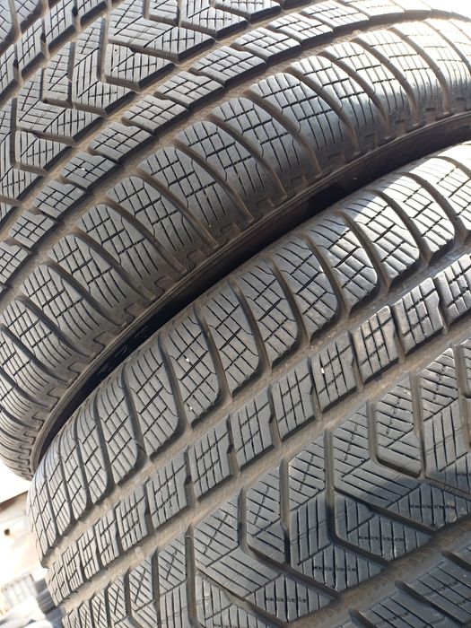 Гуми 305/35/21 Пирели