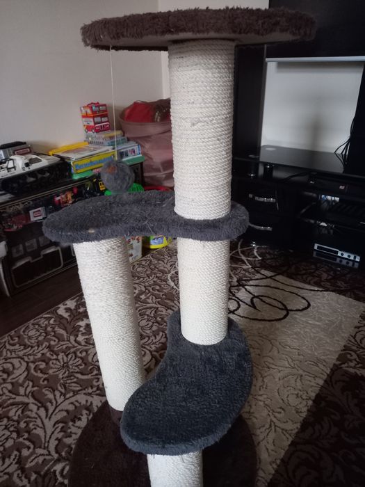 Срочно продам ногти чесалку для кошек.