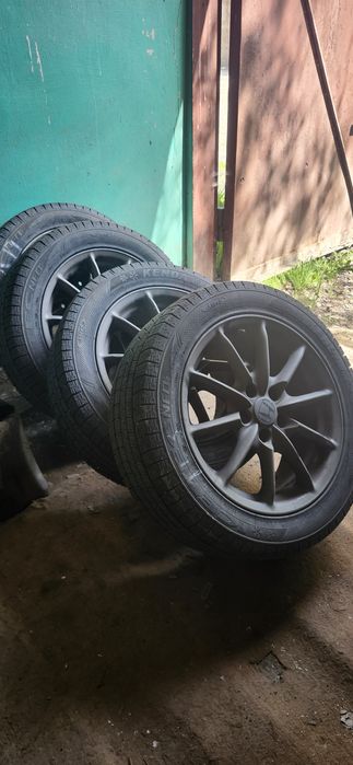 Продам шины зимние