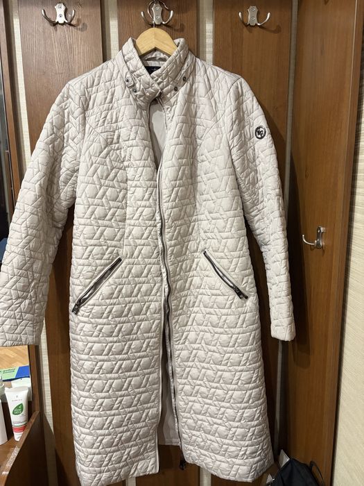 Продам пальто и стегоннку