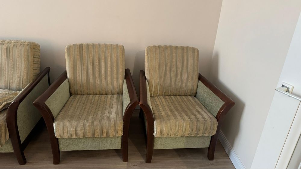 Продам диванный комплект