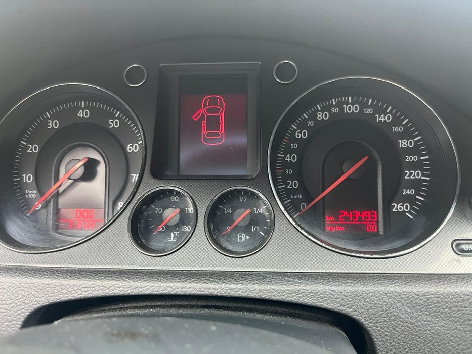 Vând passat B6 îngrijit