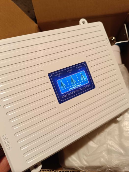 Усилвател на GSM сигнал Ретранслатор  2G, 3G, 900, 1800, 2100 MHz Band