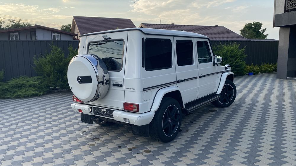 Vand / Mercedes G63 AMG 560cp / Model 2013 / Distronic / Ventilatie Scaune / Full / Accept Variante - 65k €