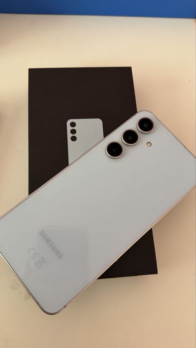 Samsung S24Fe 128 gb