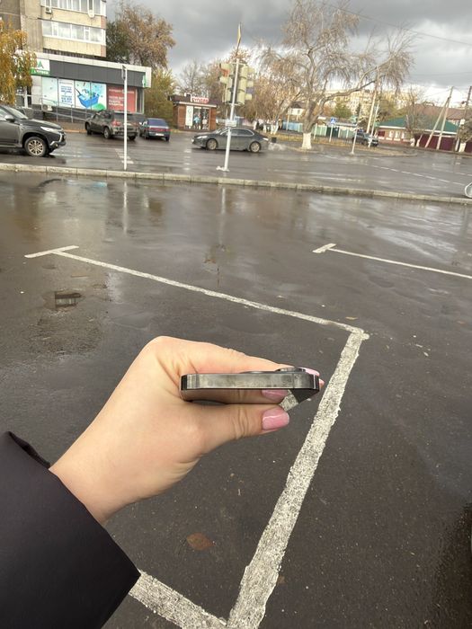 Продам iphone 14 pro, 256 gb черный