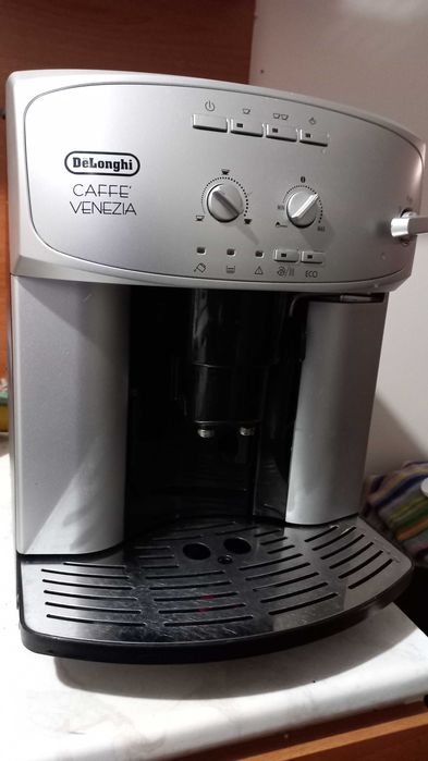 Кафемашина DeLonghi Caffè Venezia с гаранция