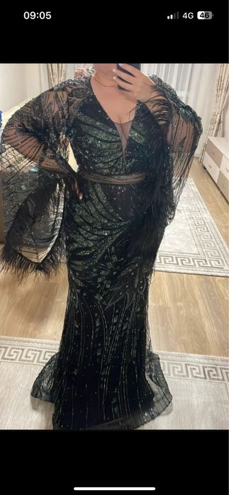 Rochie tip bijuterie