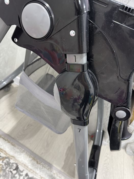 Детский стульчик для кормления- шезлонг Teknum