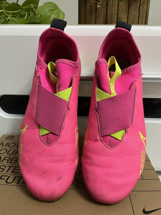 Бутонки Nike 37,5- ти номер