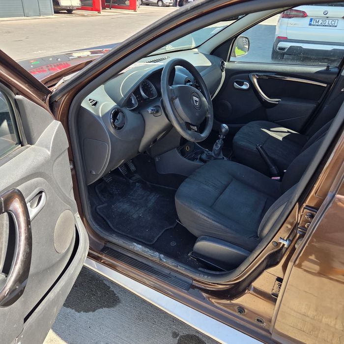 Dacia Duster 1,5 D —-Euro 5 —3600 €