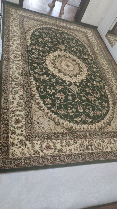 Продам ковры в хорошем состоянии