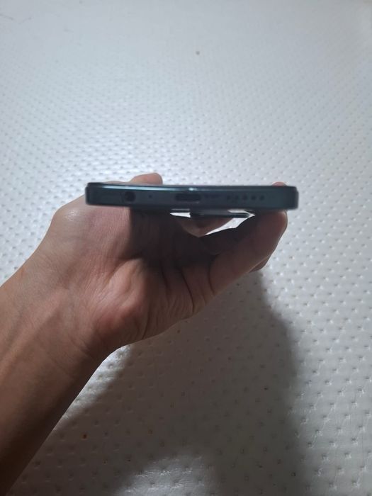 Телефон vivo y 28 256гб